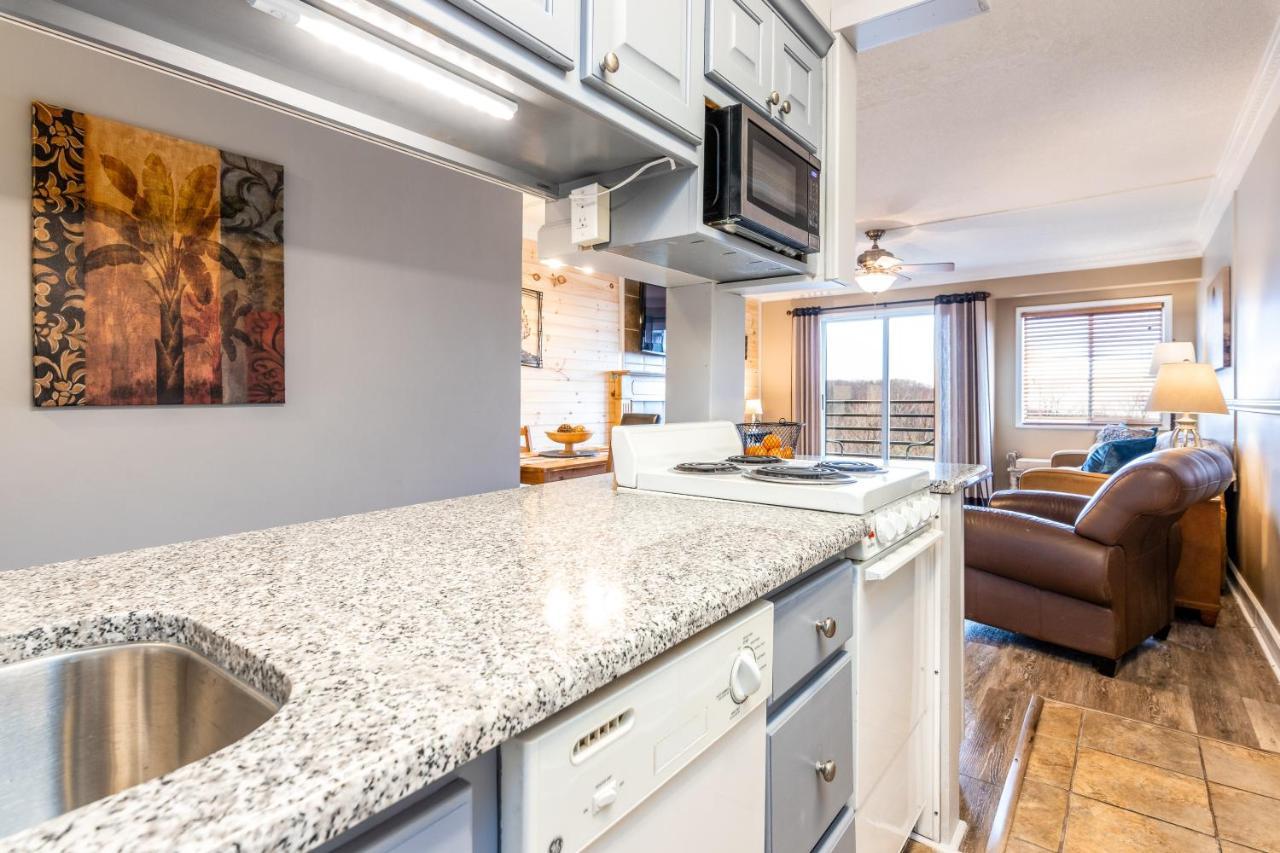 Sky High Views!!-Peak Mountaintop-Outdoor Pool-Close To Downtown-Private Balcony-Wifi-Cable Gatlinburg Eksteriør billede