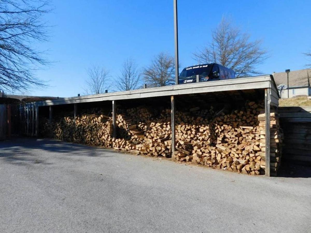 Sky High Views!!-Peak Mountaintop-Outdoor Pool-Close To Downtown-Private Balcony-Wifi-Cable Gatlinburg Eksteriør billede