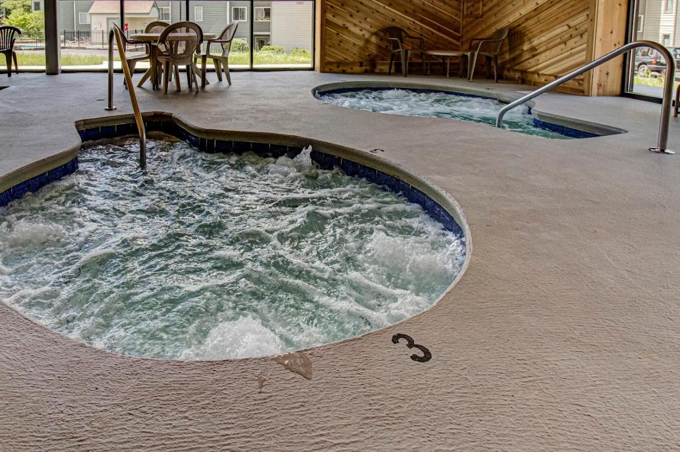 Sky High Views!!-Peak Mountaintop-Outdoor Pool-Close To Downtown-Private Balcony-Wifi-Cable Gatlinburg Eksteriør billede